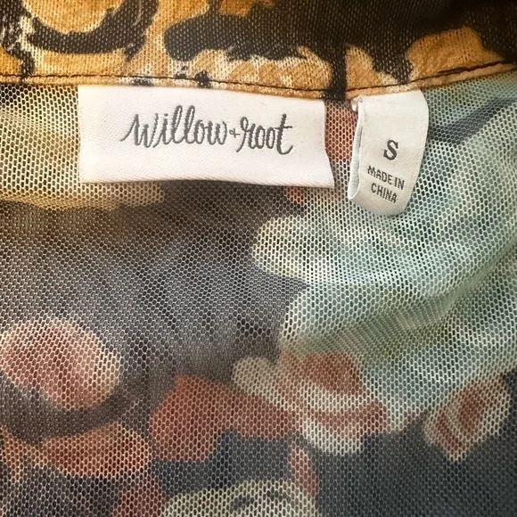 Vibrant Button Down Semi Sheer Floral Blouse - Black, Pink, Blue Sz S - Picture 3 of 6